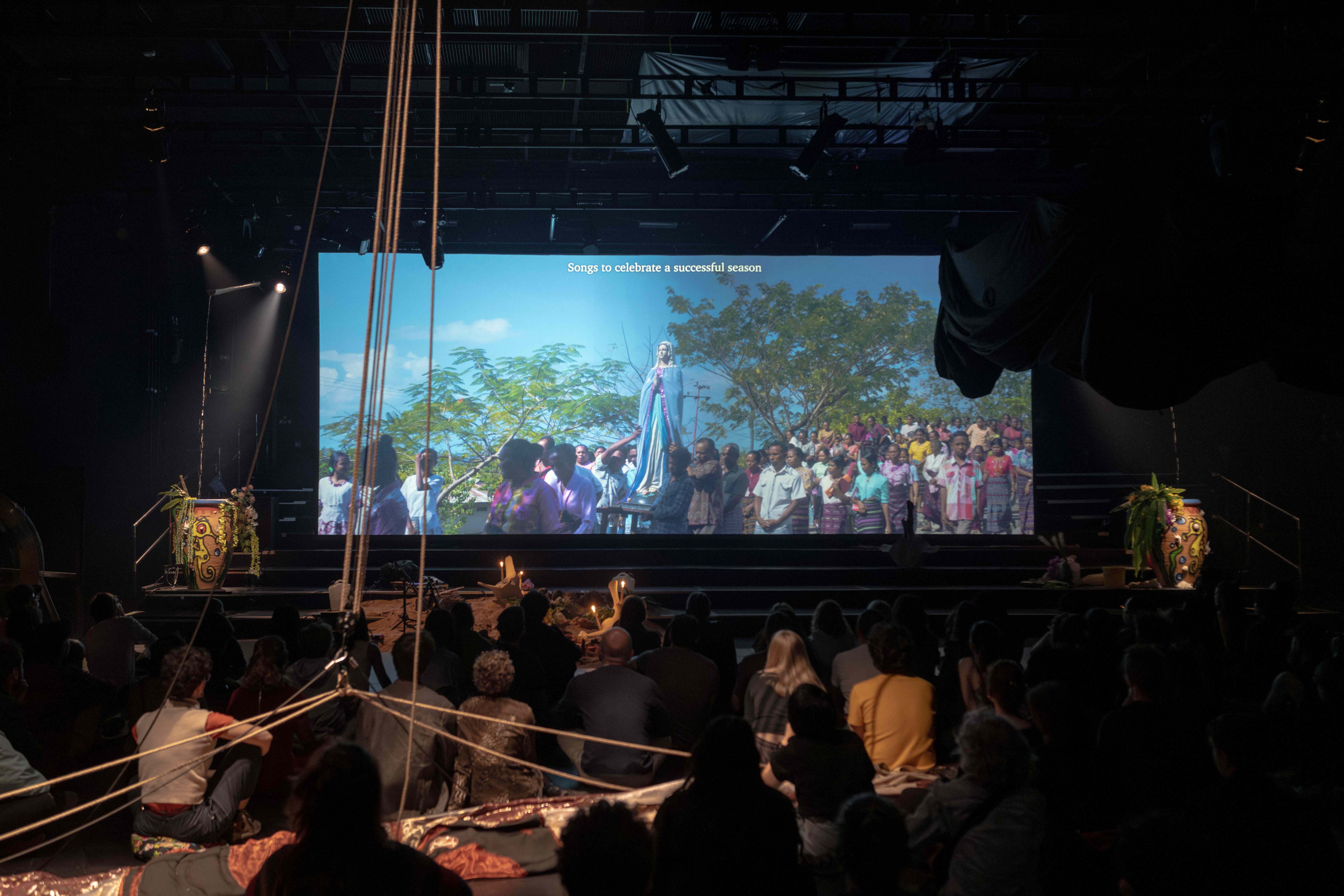 2026臺北藝術節/海籠/Ocean Cage - Tianzhuo Chen and Siko Setyanto - 5 May 2024 - HAU - Berlin © Camille Blake-6 小